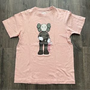 NWOT XS Kaws x Uniqlo